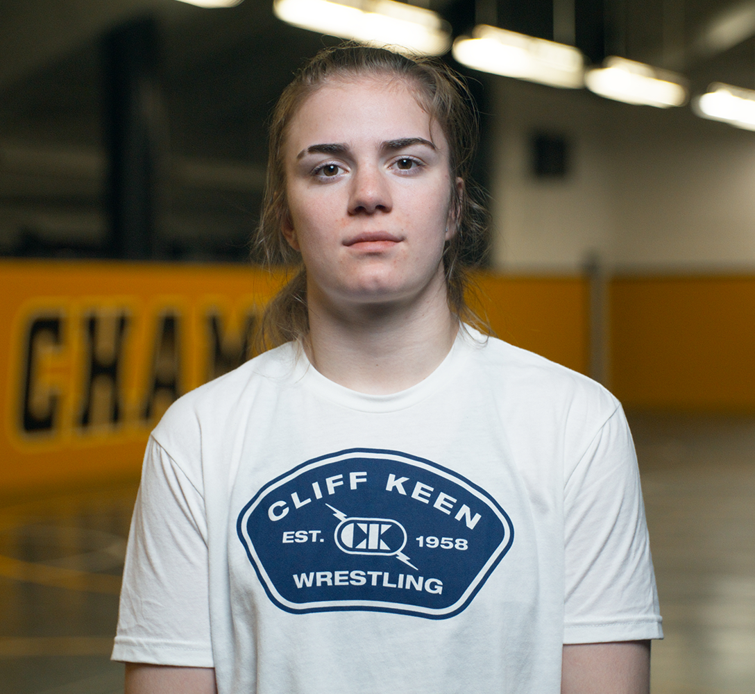 Reese Larramendy of Iowa Signs With Cliff Keen